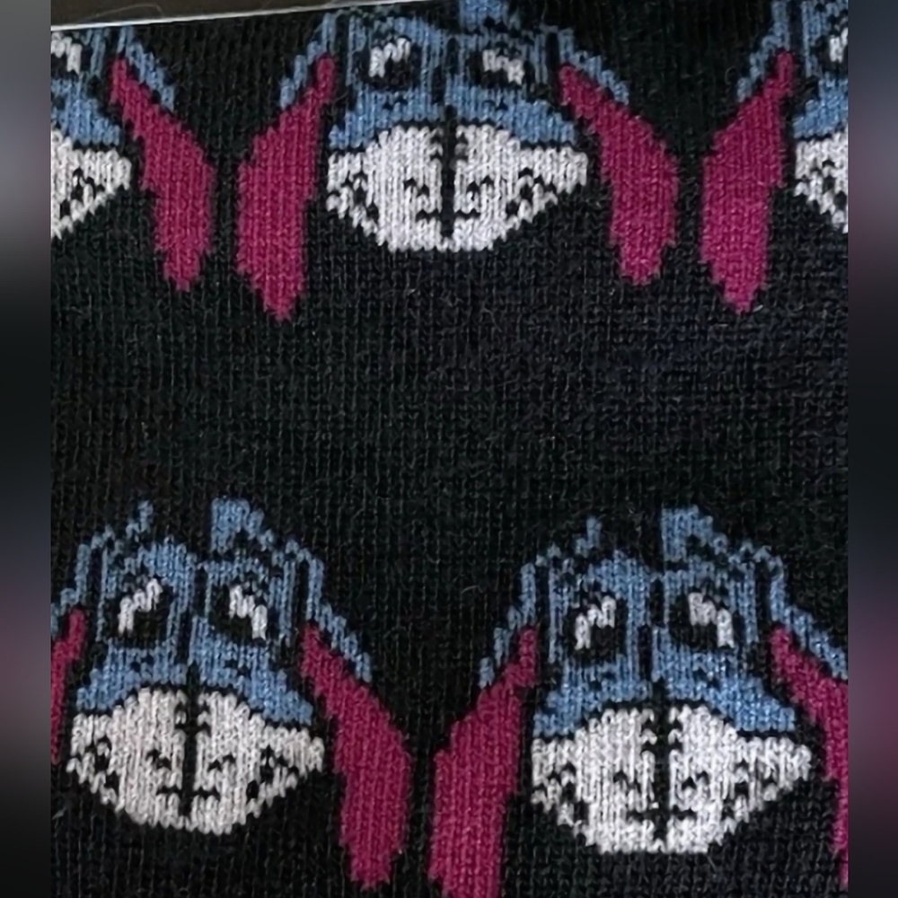 Disney Eeyore Crew Socks New - Picture 4 of 4